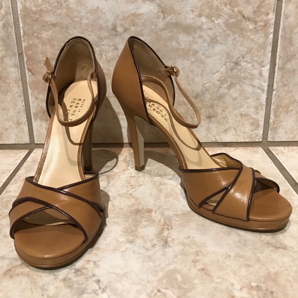 Barney’s New York Heels - Picture 3 of 8